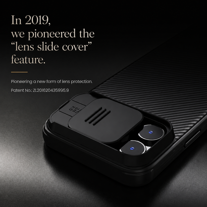 A black diagonally ribbed case is shown close-up with its camera slider partly across the lenses. Text says the lens-slide cover feature was pioneered in 2019.