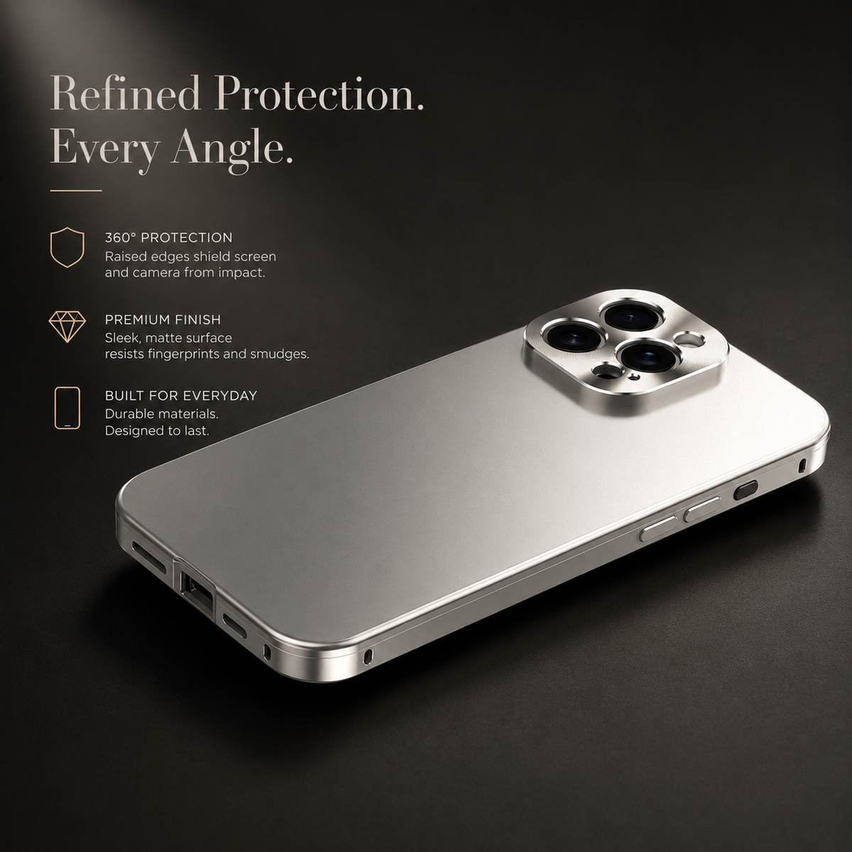 A silver case lies diagonally on a dark surface. Icons advertise raised edges, a smudge-resistant finish and everyday durability.